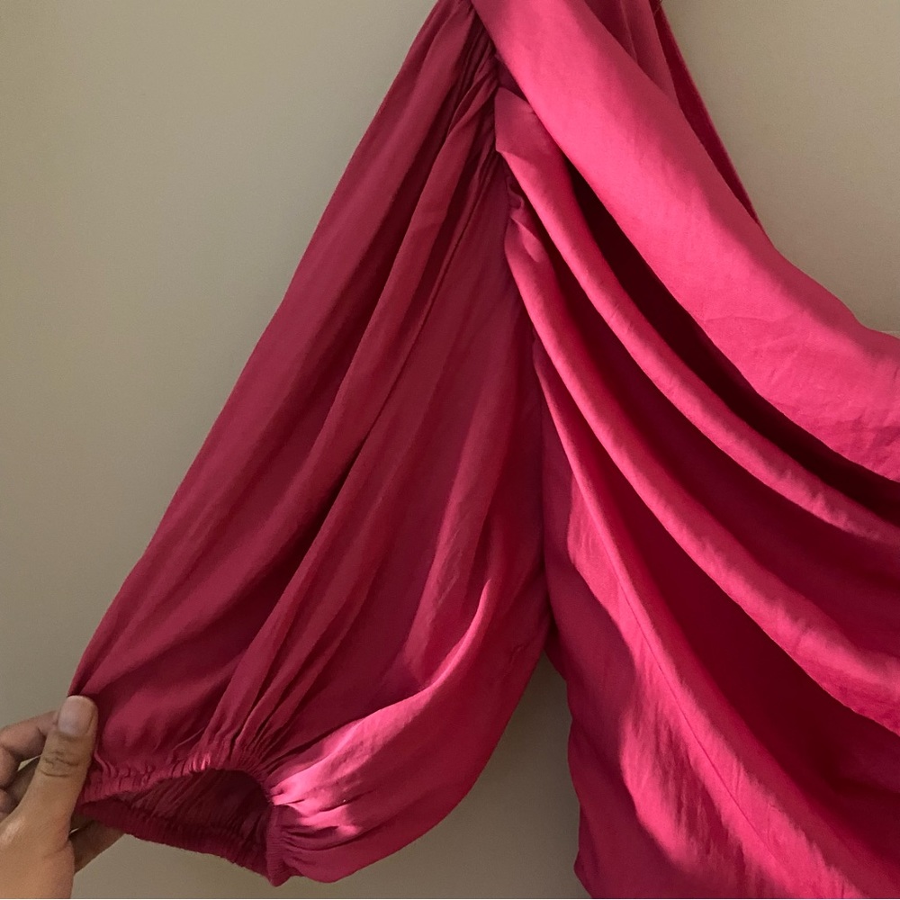 NWT Anthropologie Dolan Ruched Single-Shoulder Satin Hot Pink Blouse, M - Picture 6 of 8